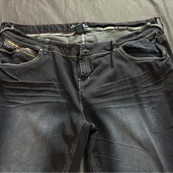 Amethyst Jeans Dark Blue boyfriend cut - Picture 2 of 5